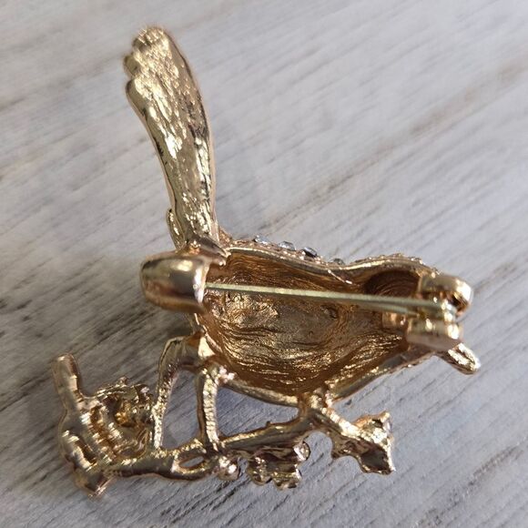 🐢 Super Cute Little Canary Brooch! - Picture 6 of 7